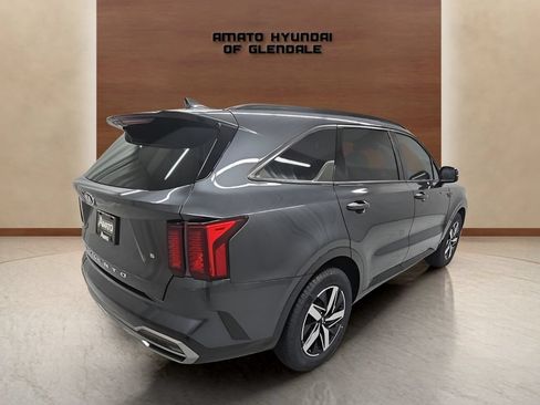 Used 2021 Kia Sorento S FWD image 5