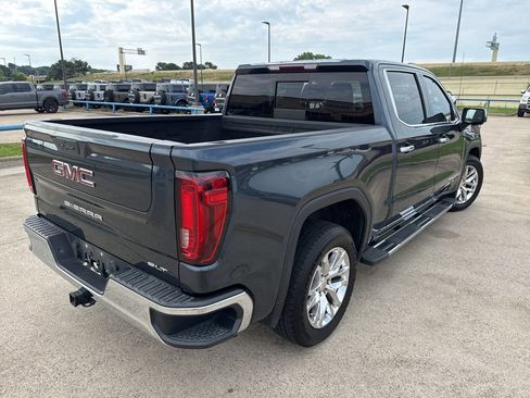 Used 2020 GMC Sierra 1500 SLT RWD image 10