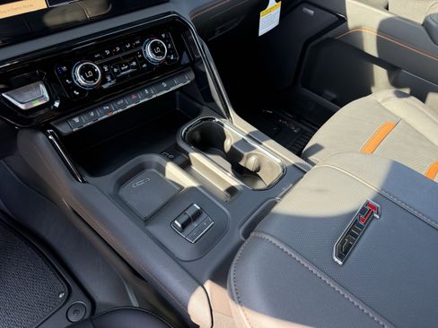 New 2026 GMC Sierra 2500 AT4 w/ AT4 Premium Plus Package image 17