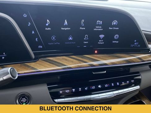 Certified 2024 Cadillac Escalade ESV Sport Platinum w/ LPO, ONYX Package AWD/4WD image 5
