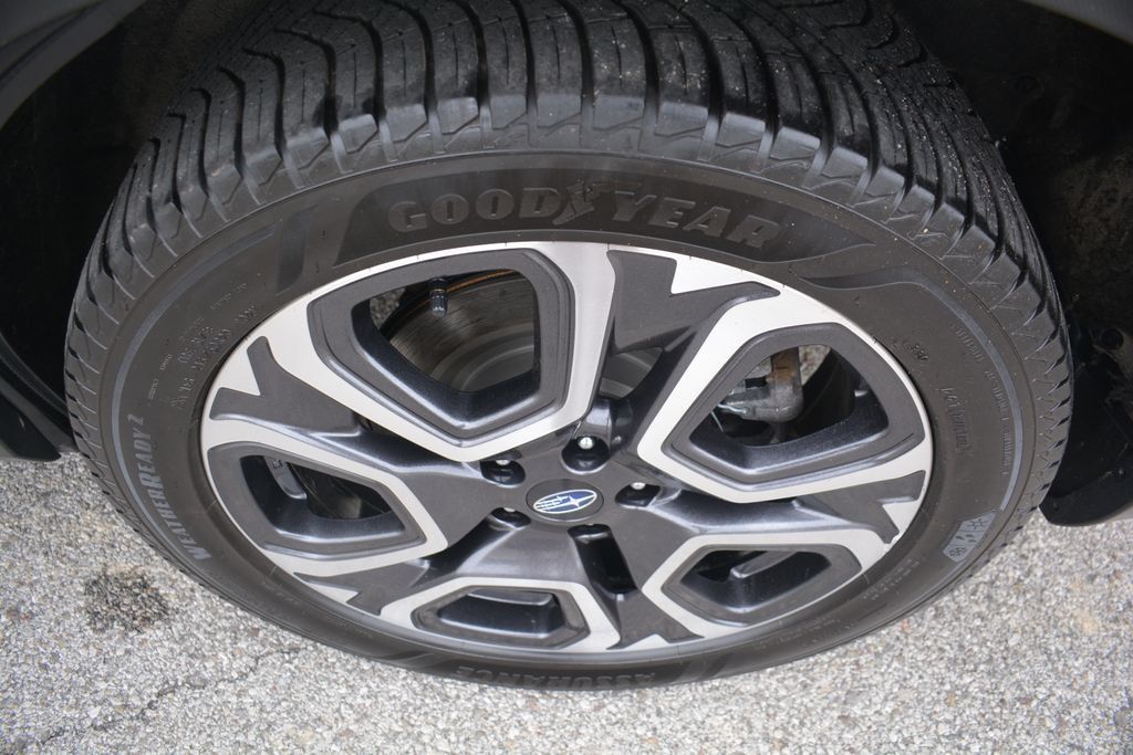 Used 2024 Subaru Ascent Limited AWD/4WD image 25
