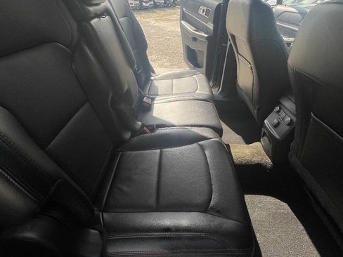 Used 2016 Ford Explorer Sport AWD/4WD image 21