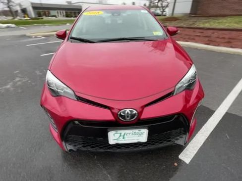 Certified 2018 Toyota Corolla SE FWD image 3