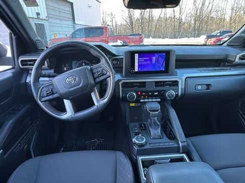 Used 2024 Toyota Tacoma SR5 image 9