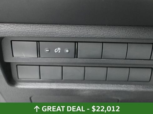 Used 2025 Mitsubishi Outlander ES image 20