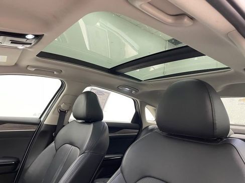 Used 2022 Kia K5 EX w/ EX Premium Package image 9