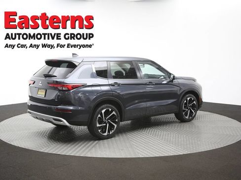 Used 2024 Mitsubishi Outlander SE FWD image 43