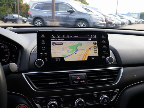 Certified 2019 Honda Accord Touring image 19