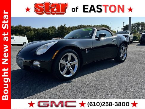 Used 2007 Pontiac Solstice Convertible w/ Premium Package image 10