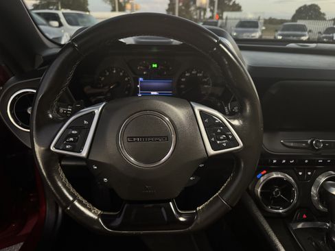 Used 2021 Chevrolet Camaro LT image 27