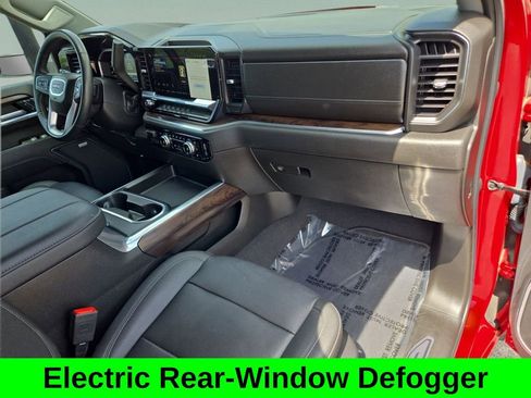 Used 2024 GMC Sierra 2500 SLT w/ SLT Premium Package image 17