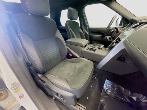 Used 2023 Land Rover Discovery S R-Dynamic image 20