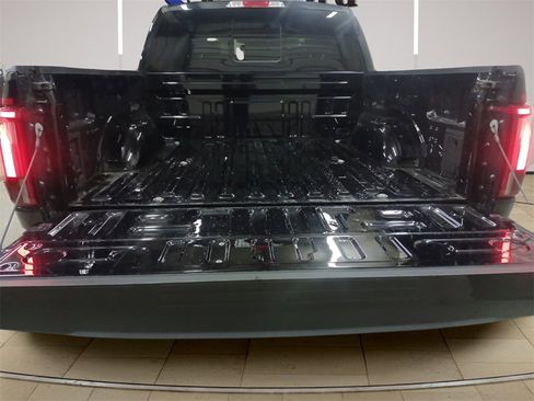 Certified 2025 Ford F150 Lariat image 30