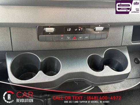 Used 2019 Mercedes-Benz Sprinter 170 image 24