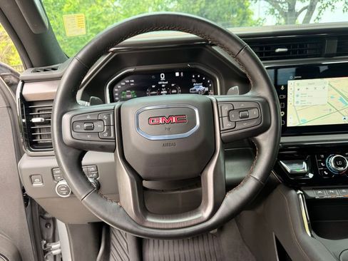 Used 2024 GMC Sierra 1500 AT4 w/ AT4 Carbonpro Edition AWD/4WD image 11
