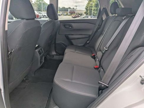 Used 2024 Nissan Rogue S AWD/4WD image 15