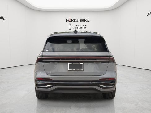 New 2026 Lincoln Nautilus Black Label AWD/4WD image 4