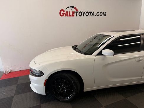 Used 2016 Dodge Charger SXT w/ AWD Plus Group image 4