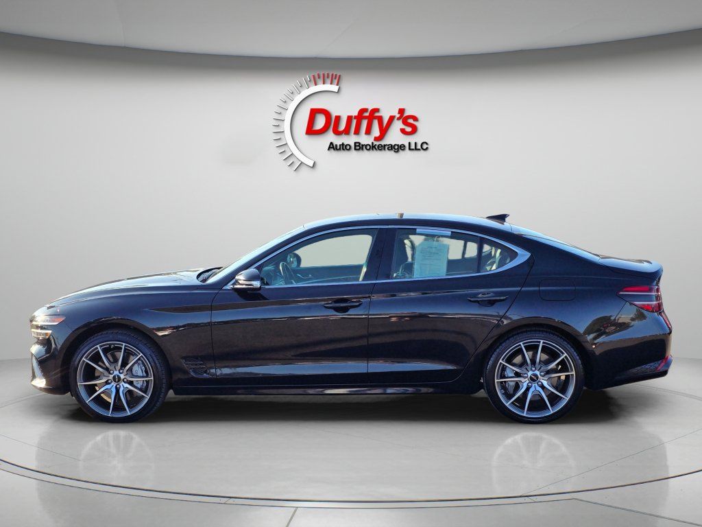 Used 2025 Genesis G70 2.5T RWD image 16