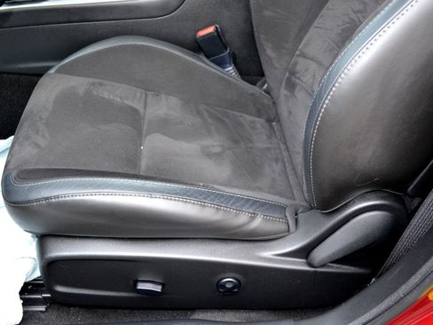 Used 2021 Dodge Challenger GT w/ Plus Package image 25