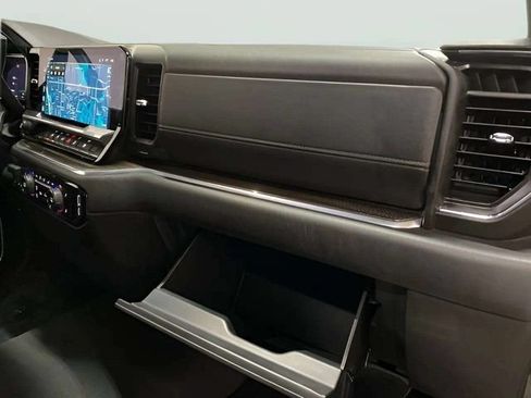 Used 2025 Chevrolet Silverado 1500 LT AWD/4WD image 71