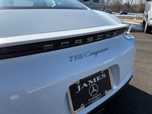 Used 2024 Porsche 718 Cayman image 9