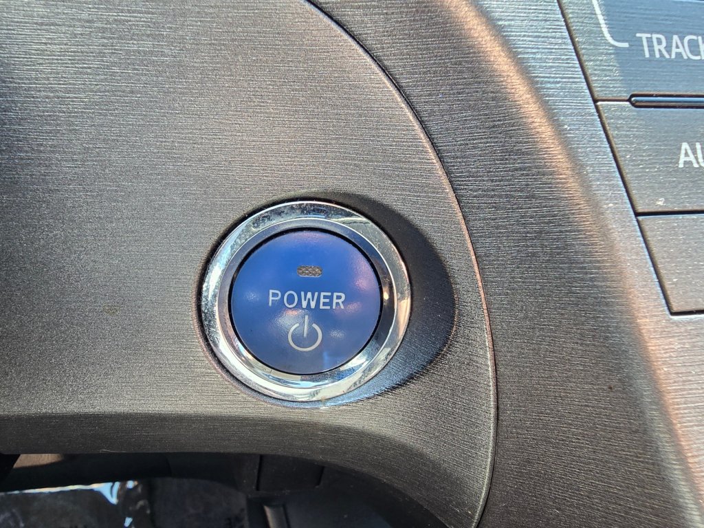 Used 2015 Toyota Prius Two FWD image 8