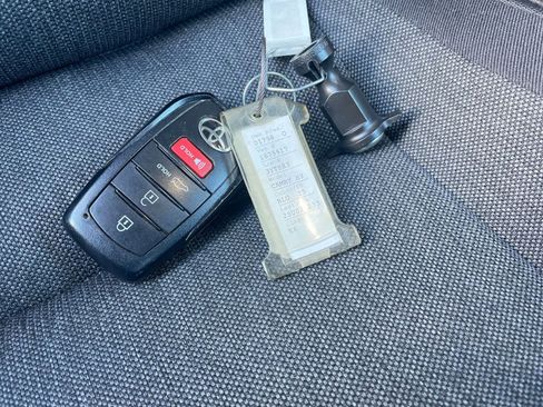 Used 2025 Toyota Camry LE image 22