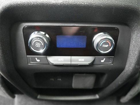 Used 2026 Chevrolet Traverse High Country image 21