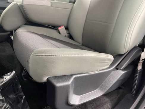 Used 2017 Ford F150 XL w/ XL Power Equipment Group AWD/4WD image 15