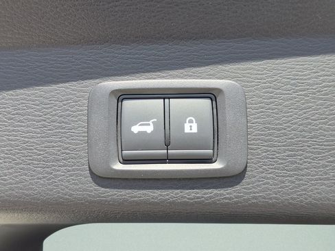 Used 2024 Mitsubishi Outlander FWD image 14