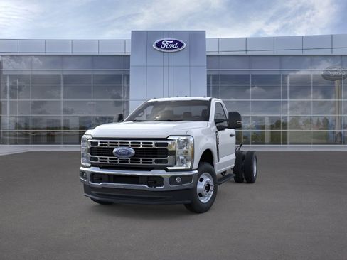 New 2026 Ford F350 XL w/ XL Chrome Package AWD/4WD image 2