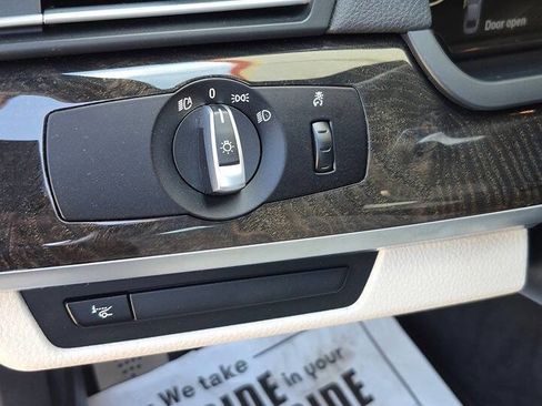 Used 2013 BMW 740Li xDrive AWD/4WD image 36