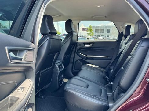 Used 2022 Ford Edge Titanium AWD/4WD image 10