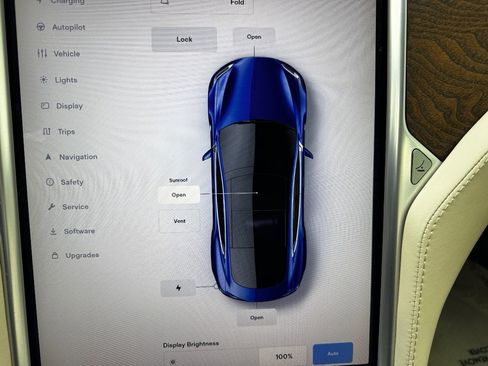 Used 2017 Tesla Model S 100D image 29