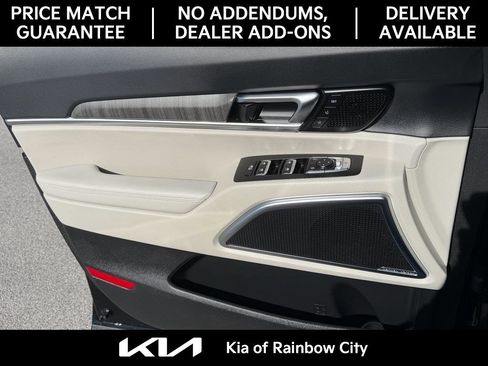 Used 2025 Kia Telluride SX image 13