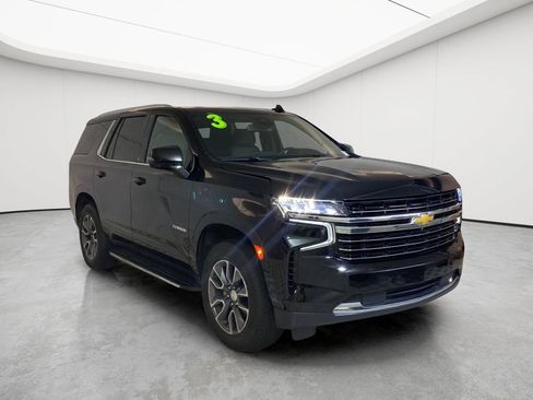 Used 2023 Chevrolet Tahoe LT w/ LT Signature Package AWD/4WD image 3