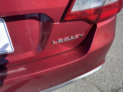 Used 2018 Subaru Legacy 2.5i Limited image 6