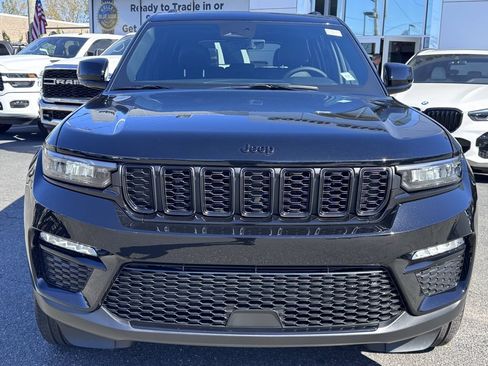 New 2025 Jeep Grand Cherokee Limited w/ Black Appearance Package image 2