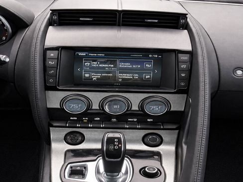 Used 2017 Jaguar F-TYPE Coupe RWD image 12