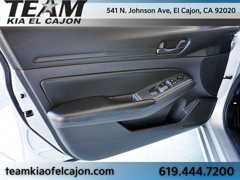 Used 2023 Nissan Altima 2.5 S FWD image 21