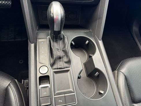 Used 2021 Volkswagen Atlas SE FWD image 27