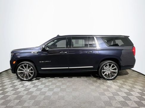 Used 2023 GMC Yukon XL Denali AWD/4WD image 4