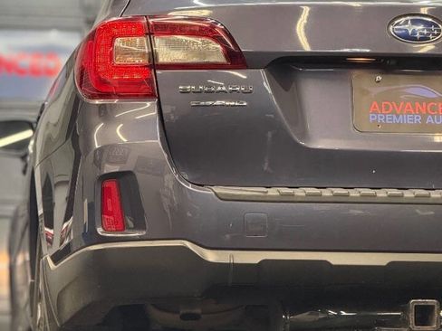 Used 2015 Subaru Outback 2.5i Limited image 9