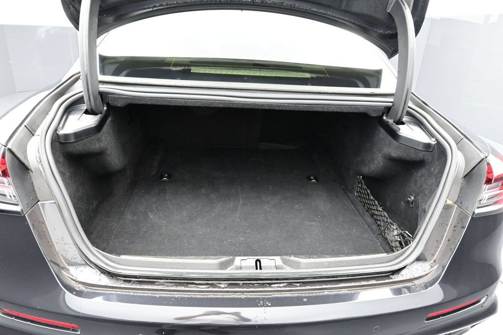 Used 2022 Maserati Quattroporte Trofeo RWD image 13