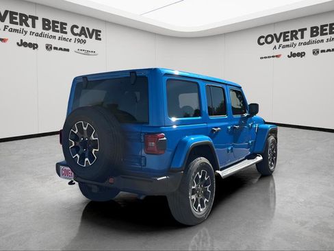 New 2026 Jeep Wrangler Sahara image 9