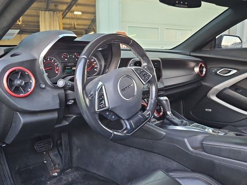 Used 2018 Chevrolet Camaro LT w/ RS Package image 3