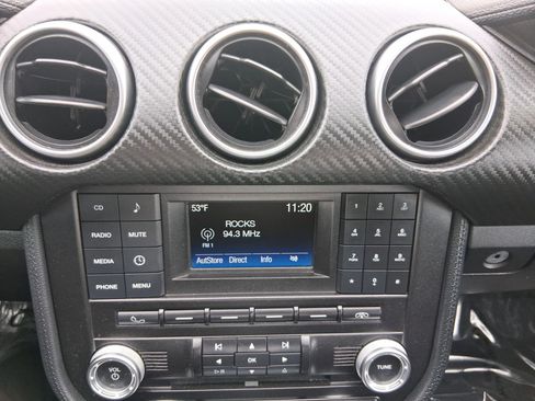 Used 2018 Ford Mustang Coupe RWD image 14