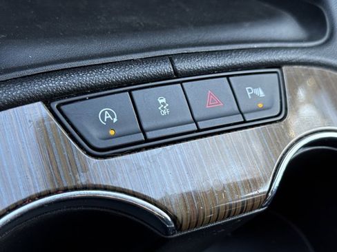 Used 2021 GMC Acadia SLE w/ Driver Convenience Package image 23