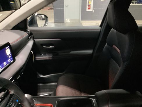 New 2026 Nissan Kicks SR w/ Cold Weather Package image 3